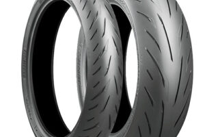 190/55ZR17 75W TL BATTLAX S22 R AA