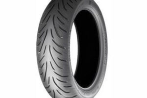 130/70R16 61S TL BATTLAX SC2 RAIN