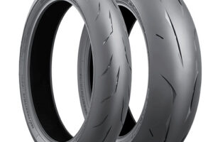 140/70R17 66H TL BATTLAX RS10