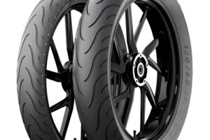 140/70-17 66S TL/TT PILOT STREET