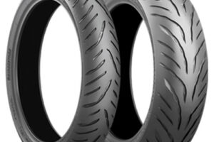 170/60ZR17 72W TL BATTLAX T32