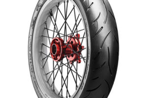 130/70R18 63V TL COBRA CHROME TRIKE