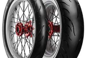 150/90B15 74V TL COBRA CHROME R