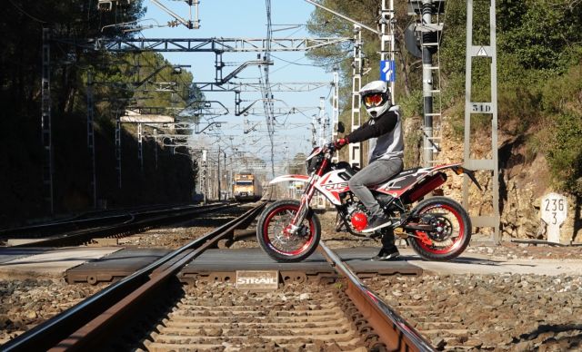 Rieju MRT 125 Pro_Trophy_4