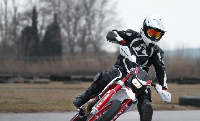 Rieju MRT 125 Pro_Trophy_3